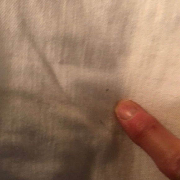 White gap girlfriend jeans. - Picture 4 of 4